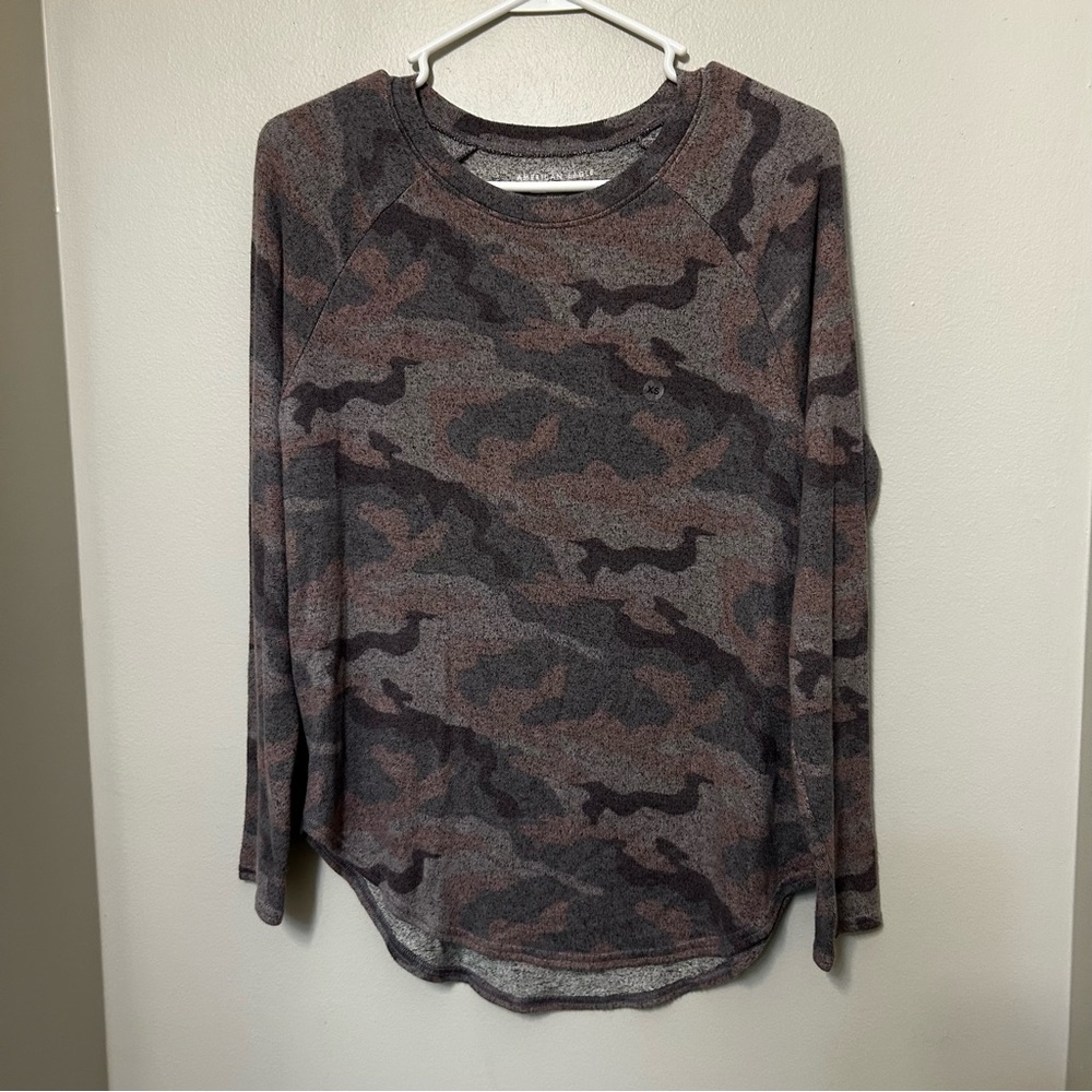 American Eagle Green Camouflage Soft & Sexy Long Sleeve Knit Plush Top XS NWOT